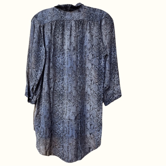 Aritzia “Wilfred” silk sheer animal print blouse like new - Picture 2 of 5